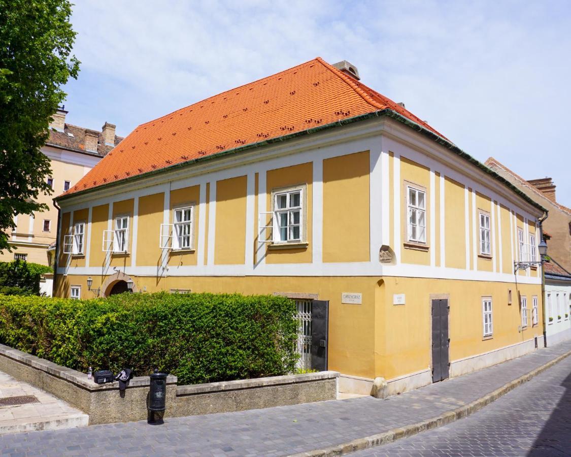 Monarchy Residence Budapest Bagian luar foto