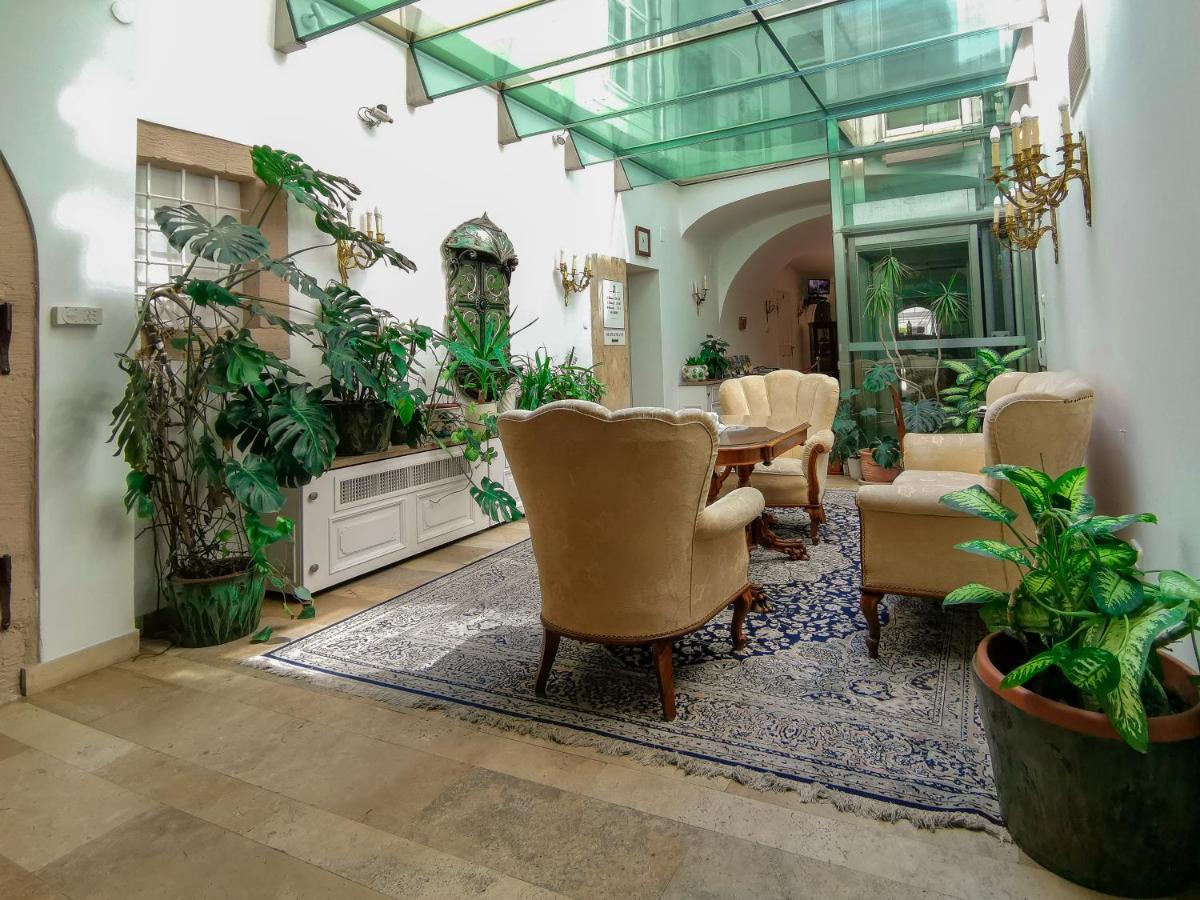 Monarchy Residence Budapest Bagian luar foto