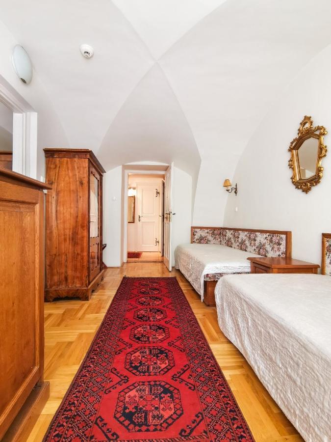 Monarchy Residence Budapest Bagian luar foto